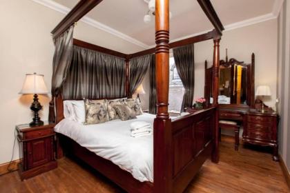 Blackfriars Residence - Beautiful Home - image 18