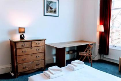 Traditional Apartment oer the Meadows - image 17