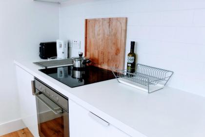 Penthouse in Edinburgh Sculpture Workshop Sleeps 2 - image 5