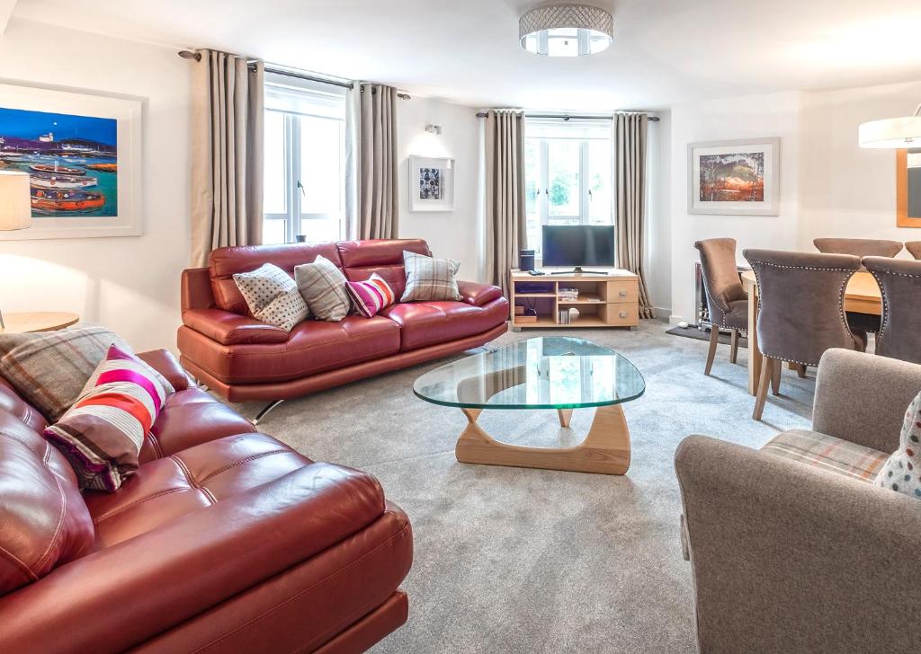 The Malt Kiln Apartment Edinburgh Old Town 3 Bedroom Parking previously McDonald Residence - image 4