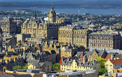 Travelodge Edinburgh Central Queen Street - image 9