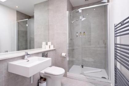 Destiny Scotland Apartments at Canning Street Lane - image 2