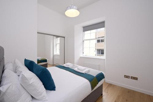 Destiny Scotland Apartments at Canning Street Lane - image 6