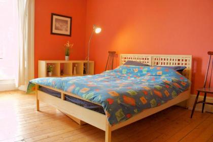 Classic Edinburgh Flat in the heart of Morningside - image 10
