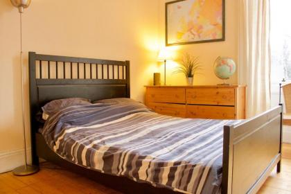 Classic Edinburgh Flat in the heart of Morningside - image 13