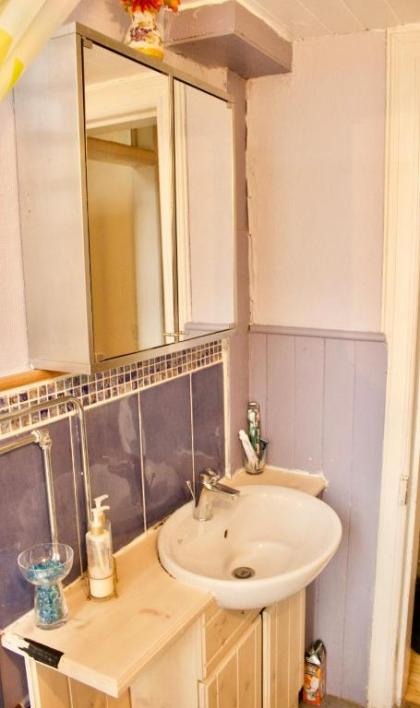 Classic Edinburgh Flat in the heart of Morningside - image 6