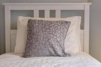 Edinburgh Serviced Apartment - image 19