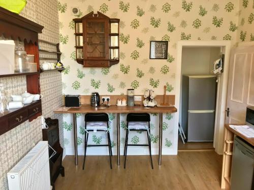 233 Leith Apartment - image 6