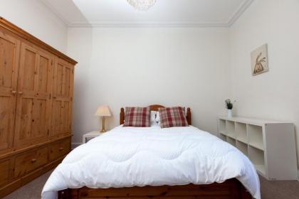 Polworth Flat In Edinburgh - image 15