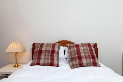Polworth Flat In Edinburgh - image 19