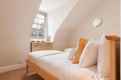 High Street Apartment - image 10