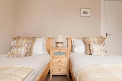 High Street Apartment - image 12