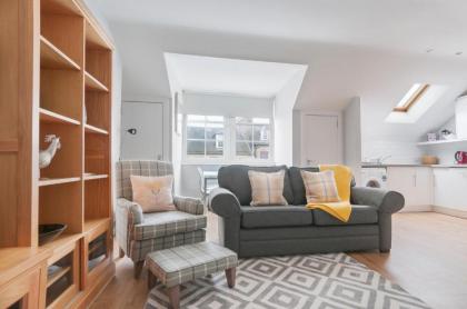 High Street Apartment - image 13