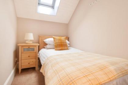 High Street Apartment - image 8