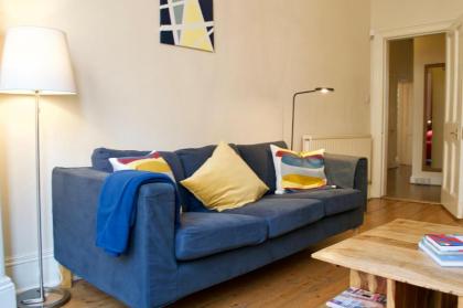 Beautiful 3 Bedroom Edinburgh Home - image 8