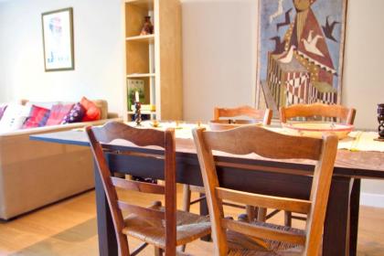 Bright Spacious 2 Bedroom Apartment in Stockbridge - image 7