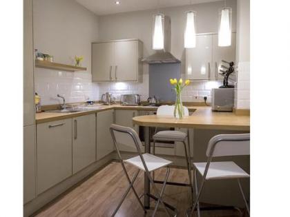 The Lane Apartment - image 11