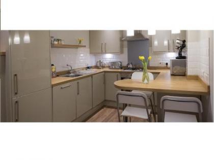 The Lane Apartment - image 8