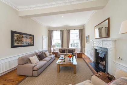 The New Town Idyll @ Dublin Street - image 5