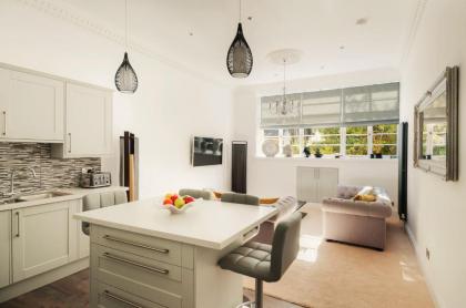Great King Street Residence - image 1