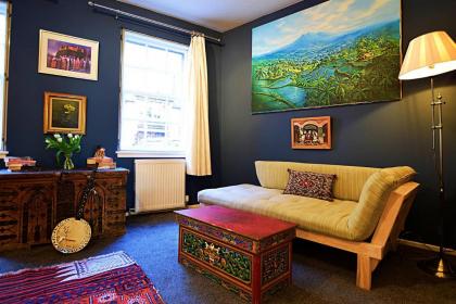 ALTIDO Bohemian Writers Retreat in Heart of The Old Town - image 3