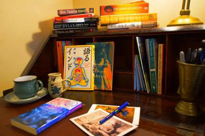 ALTIDO Bohemian Writers Retreat in Heart of The Old Town - image 6