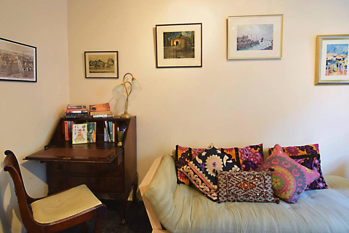 ALTIDO Bohemian Writers Retreat in Heart of The Old Town - image 7