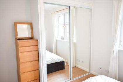 City Centre 2 Bedroom Apartment - image 3