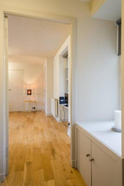 Modern Studio on Royal Mile Great for Castle - image 13