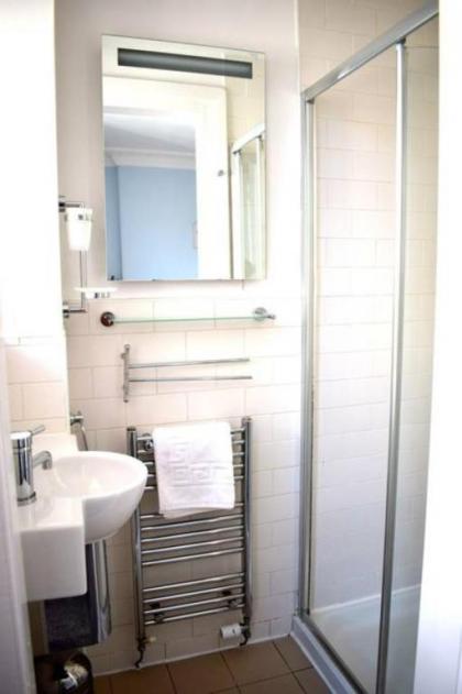 Charming 1 Bedroom Apartment in Stockbridge Edinburgh - image 4