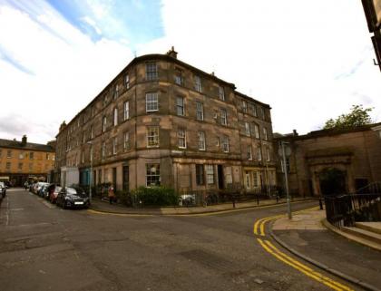 Charming 1 Bedroom Apartment in Stockbridge Edinburgh - image 9