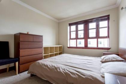 2 Bedroom Home By Leiths Shore - image 9