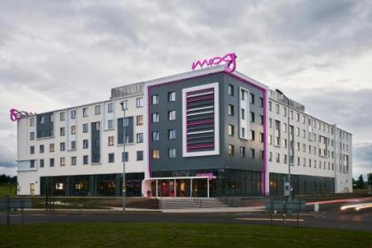 Moxy by Marriott Edinburgh Airport - image 16