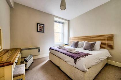 ALTIDO Amazing Location! - Lovely Rose St Apt in New Town - image 22