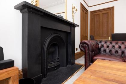 ALTIDO 5 Bedroom Apt near Meadows and George Square - image 6