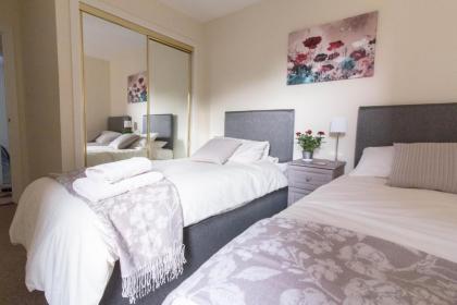 South Groathill - Lovely 2 bed with Castle View - image 10