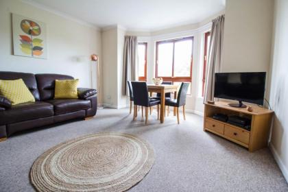South Groathill - Lovely 2 bed with Castle View - image 5