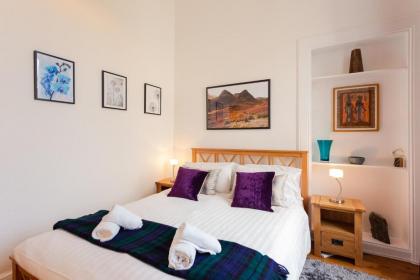 Cozy 2 Bedroom Apartment at Heart of the Edinburgh - image 8