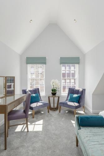 Destiny Scotland - Royal Mile Residence - main image