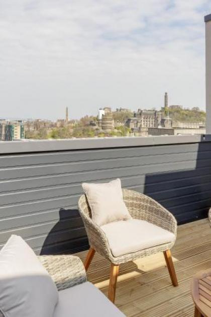 Destiny Scotland - Royal Mile Residence - image 17