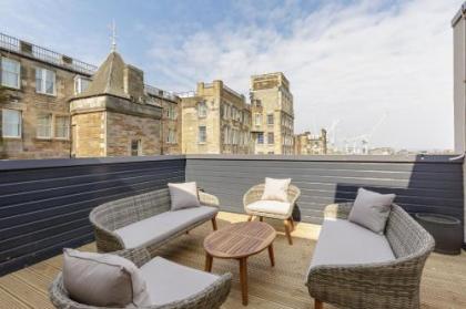 Destiny Scotland - Royal Mile Residence - image 18
