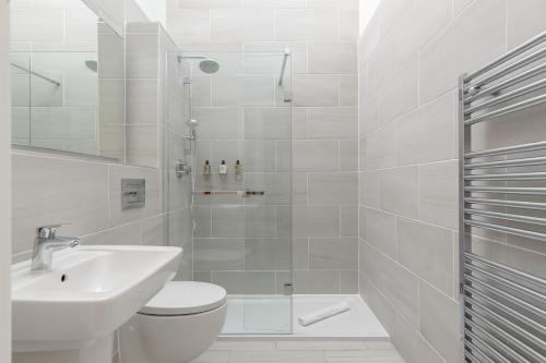 Destiny Scotland - Royal Mile Residence - image 3