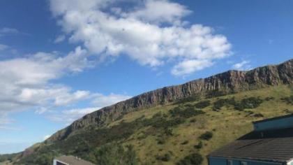 Holyrood Skyline Apartment - image 2