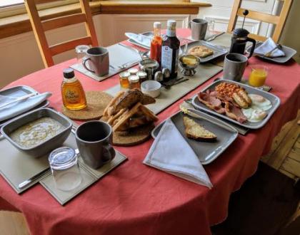 Falcon Crest Guest House - image 13