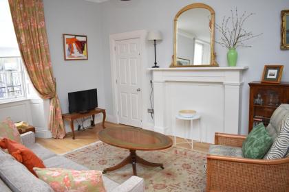 Bernard St - Bright and spacious 1 bed apartment at the Shore! - image 13