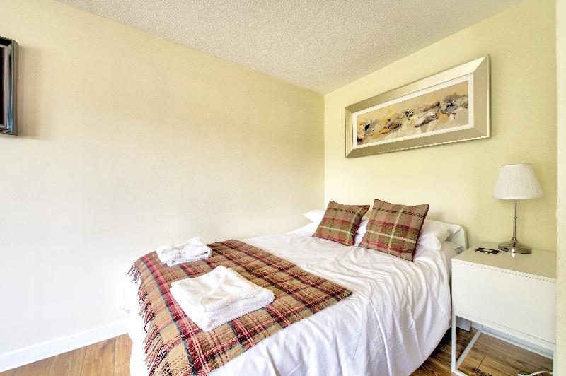 Stunning Studio Apartment with Castle Views! - main image