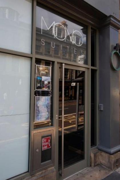 MONO Suites Old Town - image 3