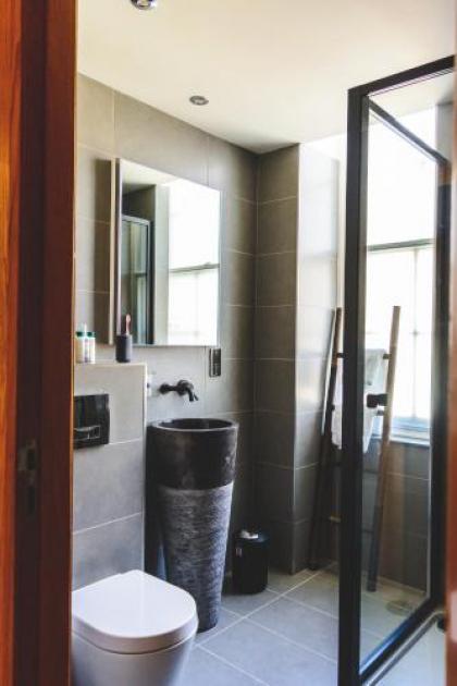MONO Suites Old Town - image 4