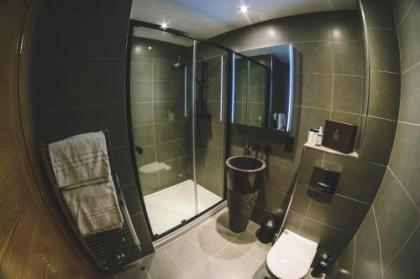 MONO Suites Old Town - image 7