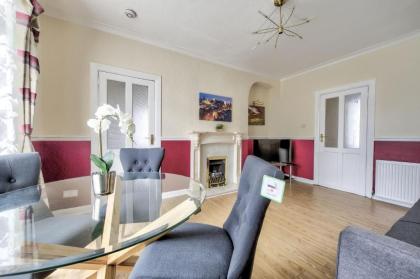 Pilton Avenue House - image 1